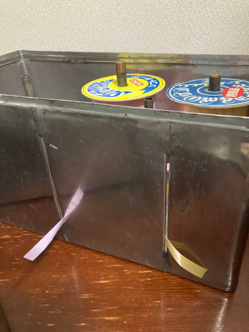 アンティークのブリキケース