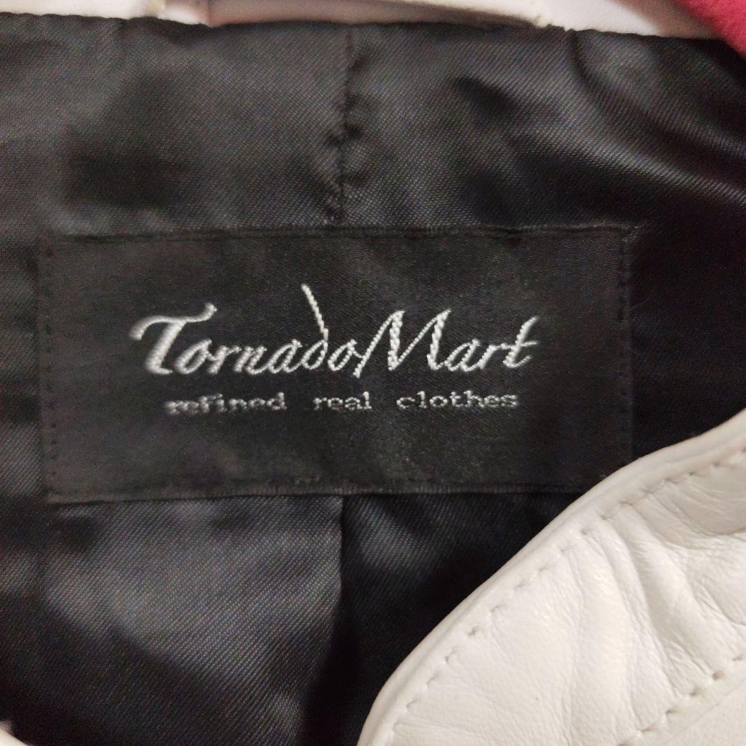 未使用に近い　トルネードマート　純白の ラムレザーシングルライダースジャケット