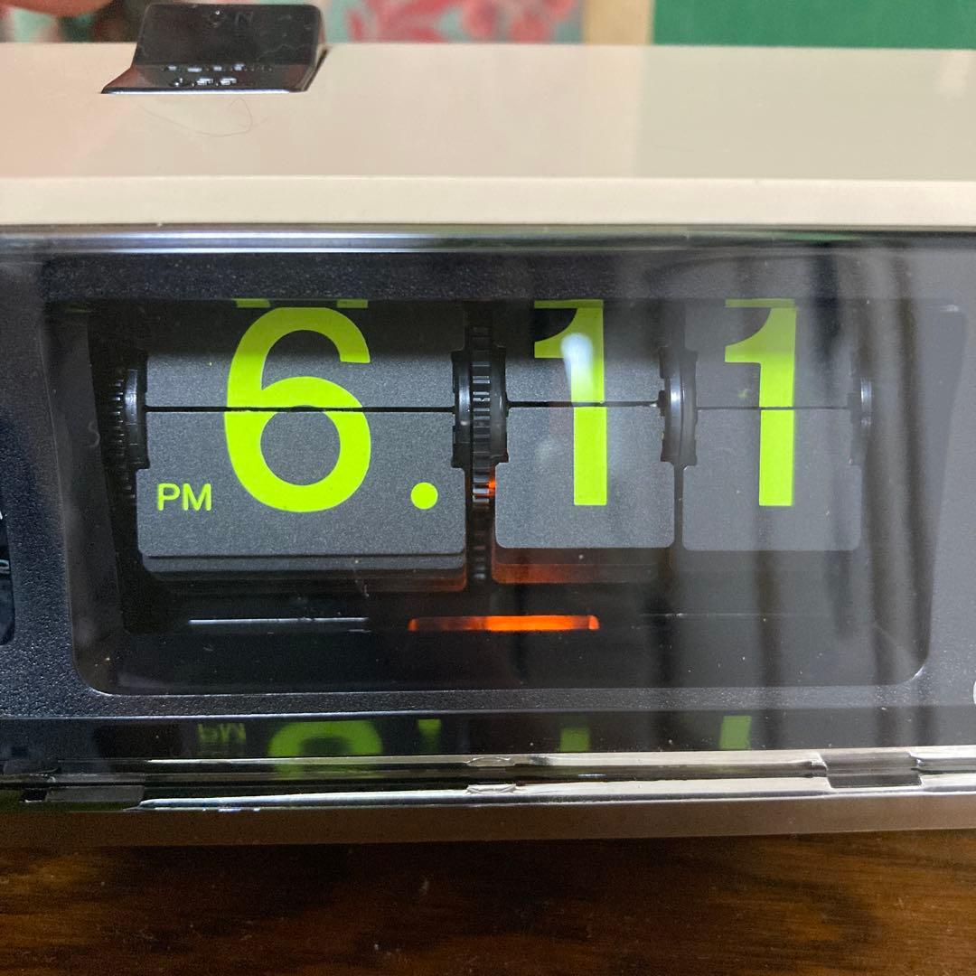 CITIZENパタパタ時計 ハイリーフ・カーチス 茶色　昭和　レトロ　可愛い