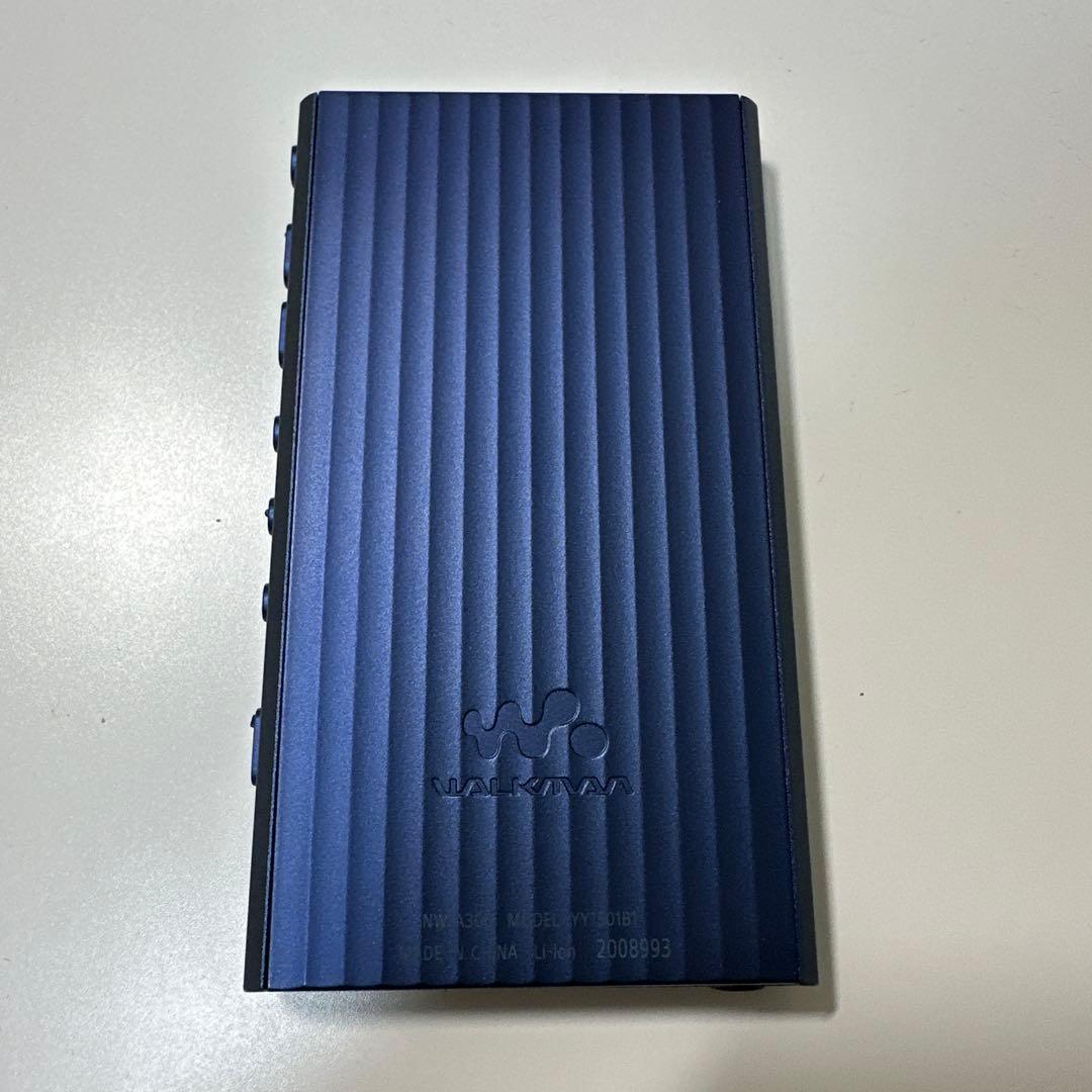 ウォークマンNW-A306 オーディオプレイヤー　ブルー　純正シリコンケース付属