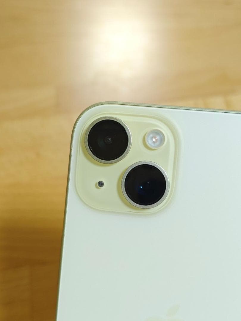 超美品 iPhone15 128GB イエロー SIMフリー