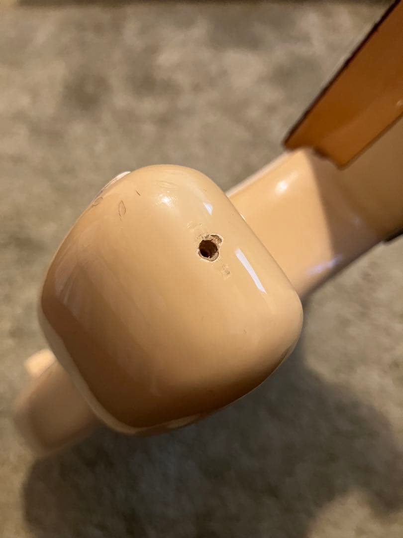 フェルナンデス 石ロゴ　FST-60 クリーム