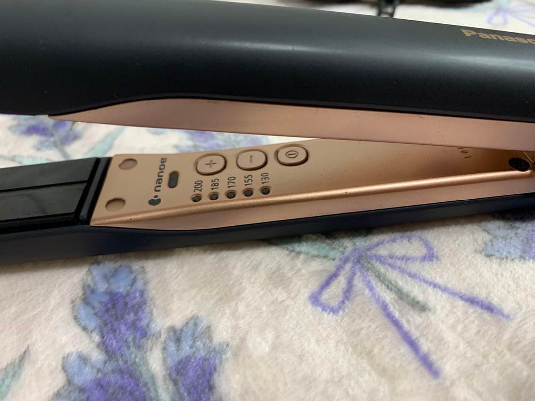 【美品】Panasonic ナノケア　ストレートヘアアイロン　EH-HS0E