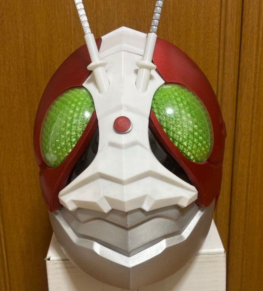 仮面ライダー THE NEXT V3　1/1マスク　特撮　アトラク 発光ギミック