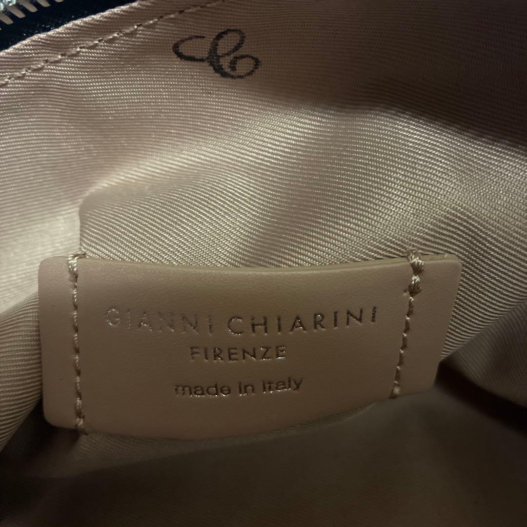 未使用　ジャンニキャリーニ アリファ Ｓシルバー