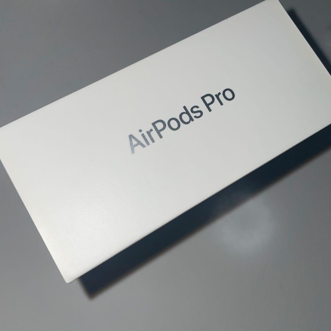 AirPods Pro 第2世代　Lightning 保護ケース付き