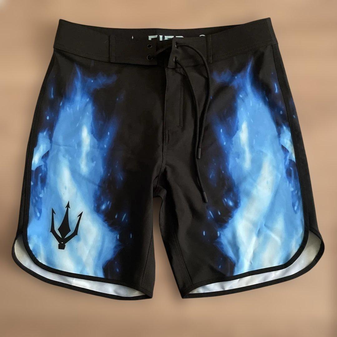 ステージショーツ　サーフパンツ　30 FIED 水着