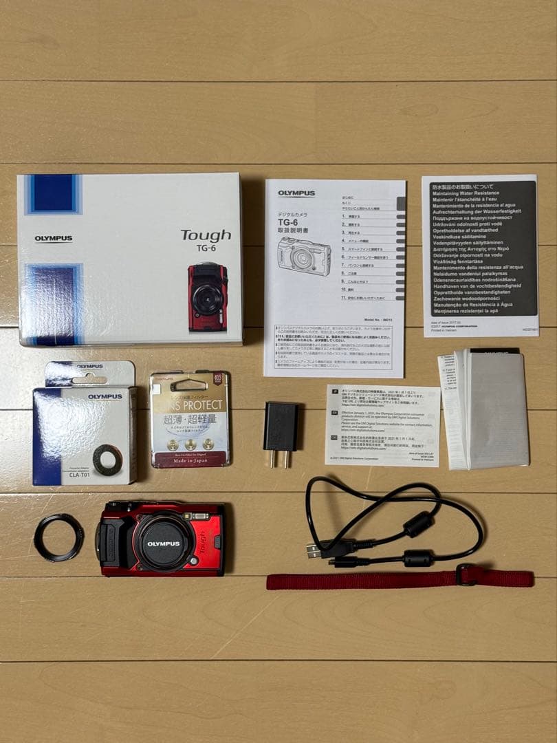 OLYMPUS Tough TG-6 レッド 本体と付属品