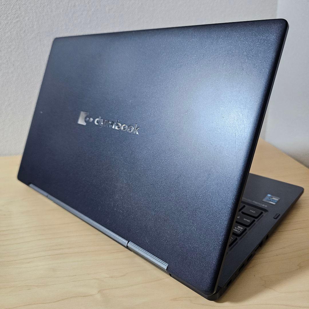 V83HS／ Core i5 第11世代／16GB／2in1／スタイラスつき