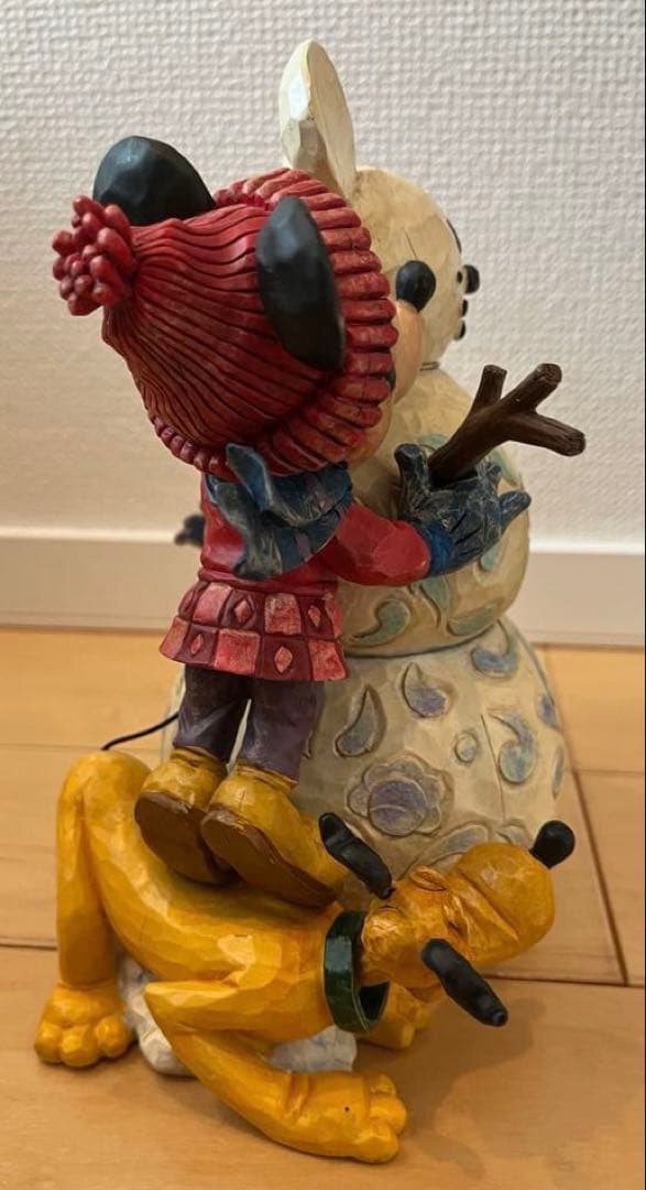 ミッキーマウスと愉快な仲間たちのミッキーman（スノーマン）雪だるま作り