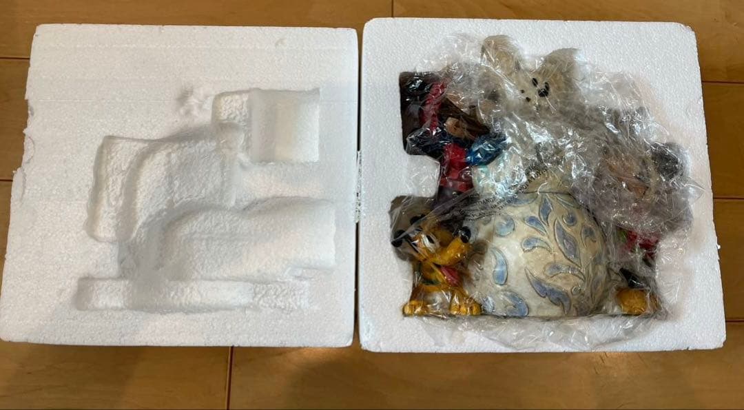 ミッキーマウスと愉快な仲間たちのミッキーman（スノーマン）雪だるま作り