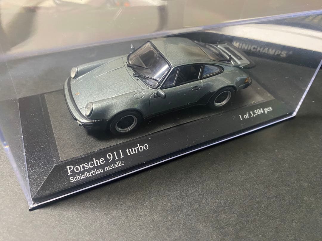 1/43 ポルシェ911ターボ ブルーメタリック 1977