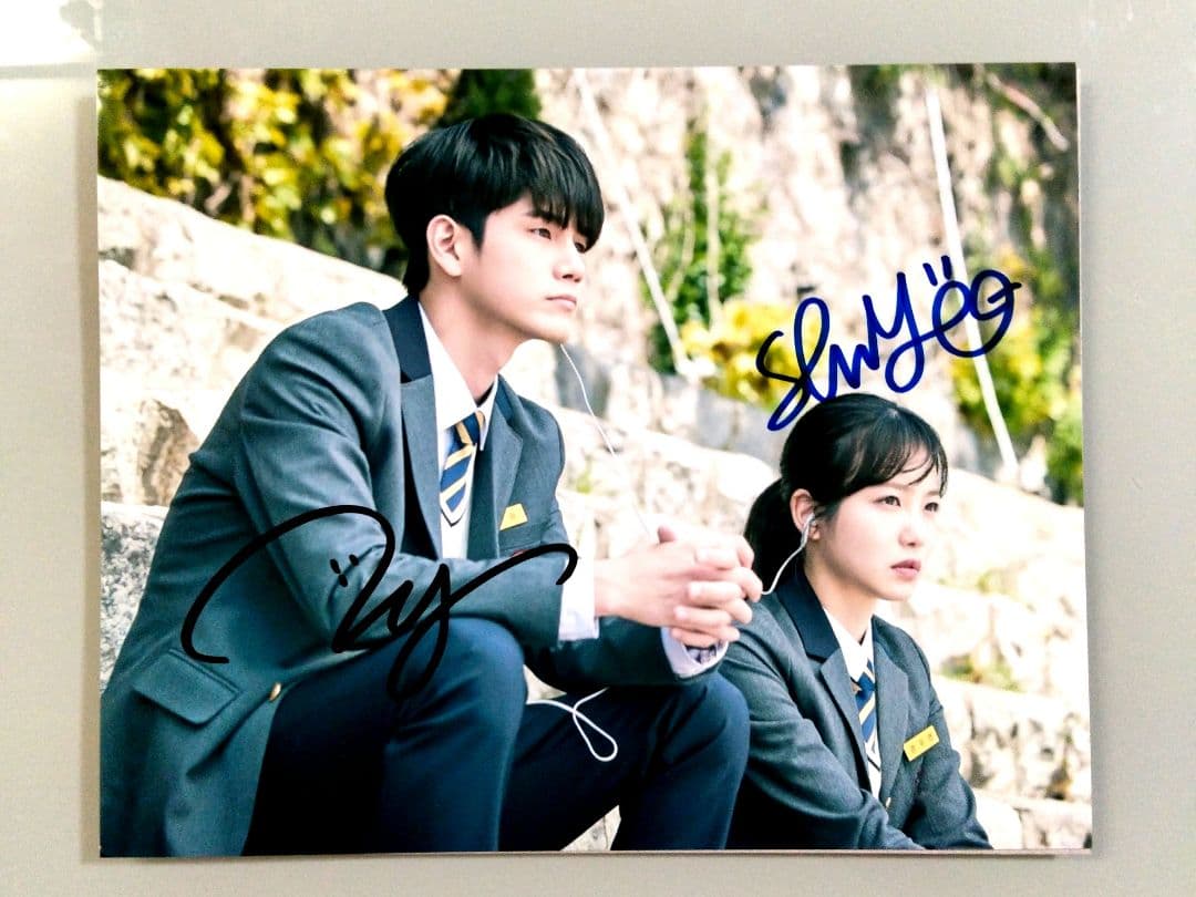 セール中…オン・ソンウ　シン・イェウン直筆サイン入り超大型写真…場合の数‥