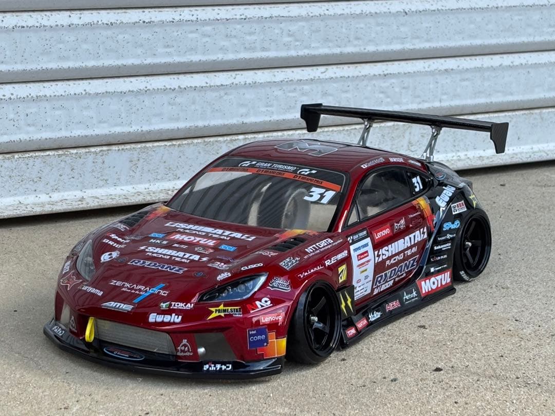 r31HOUSE gr86ラジコンボディー　SHIBATA仕様 塗装済未走行