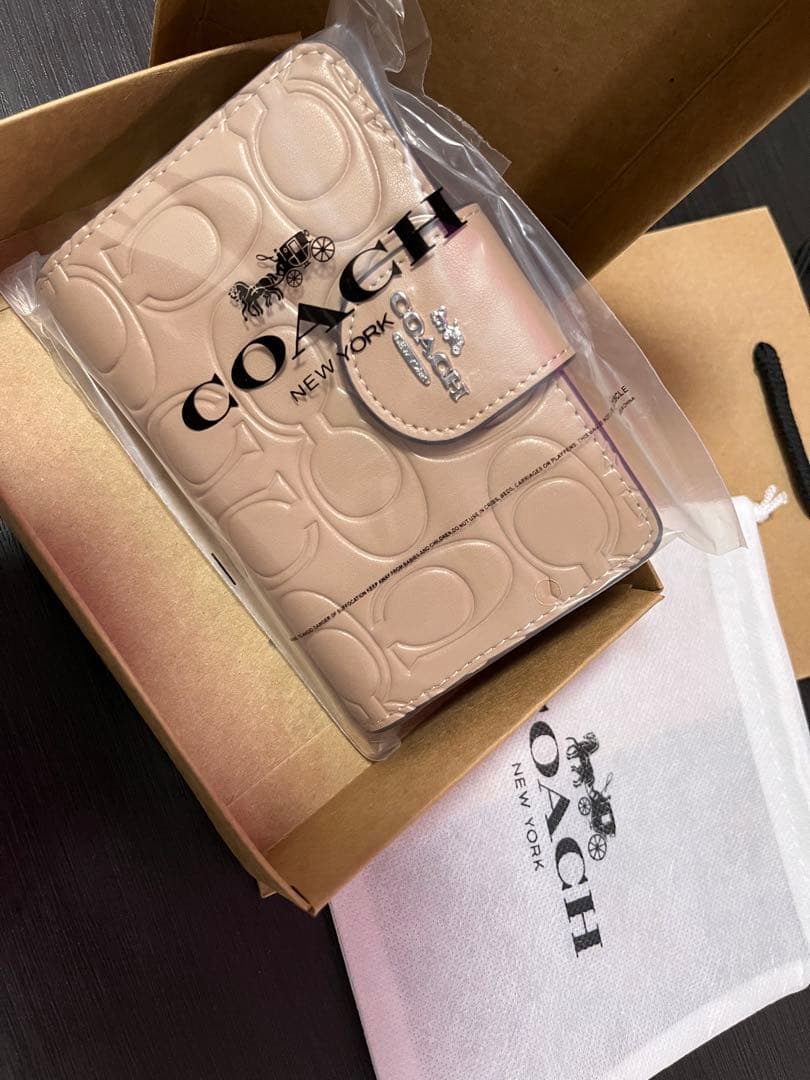 COACH コーチ ベージュ 二つ折り財布 折財布 シグネチャー柄　即日発送