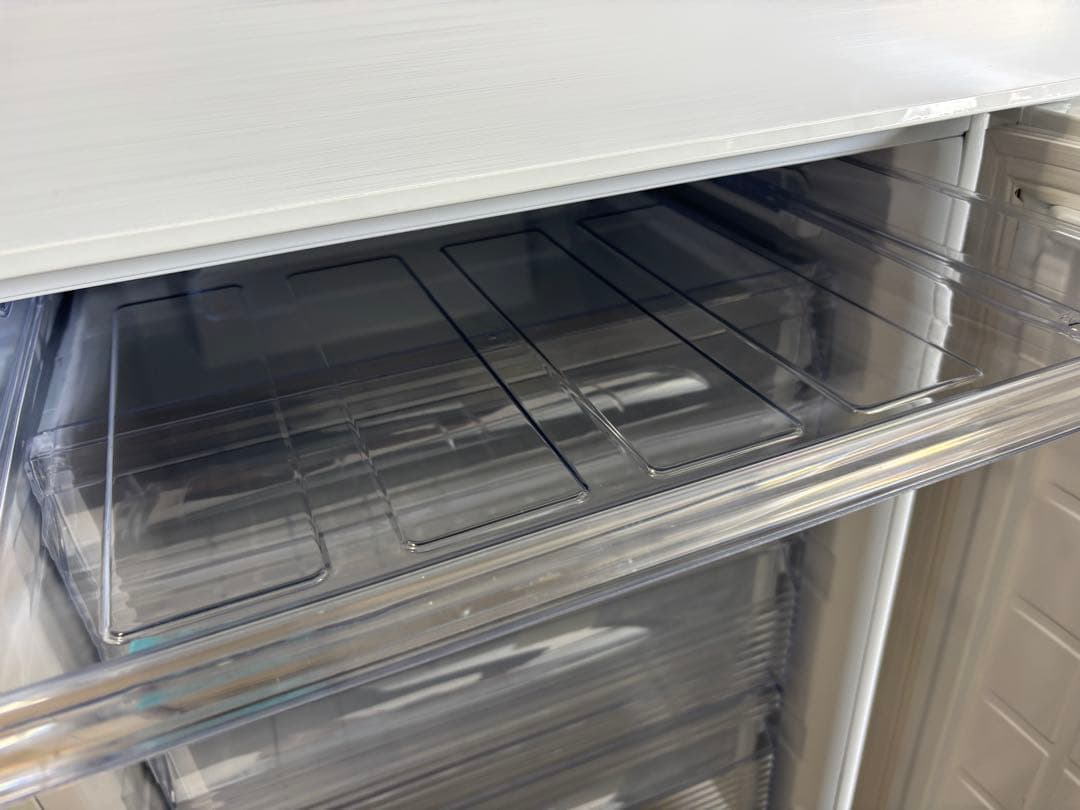 【送料＆設置込み】シャープ 冷蔵庫 SJ-PD28H-W 280L