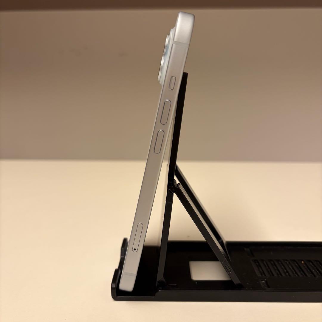 iPhone 15 256GB SIMフリー おまけ付