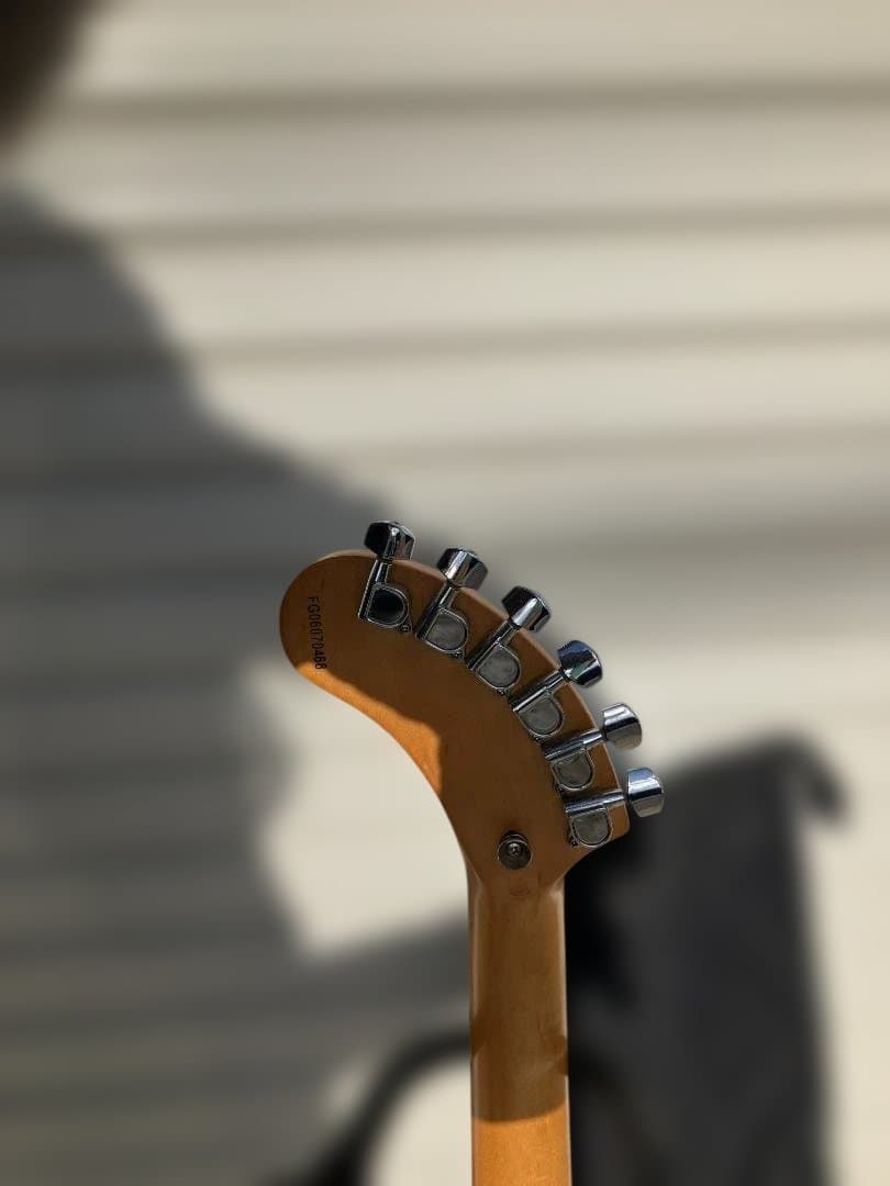 FERNANDES エレキギター 青 ギターケース付き　動作未確認現状品