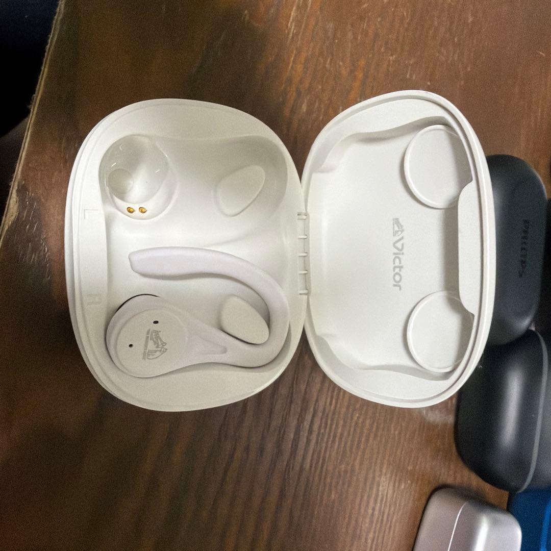 高価ワイヤレスイヤホン　まとめ売り