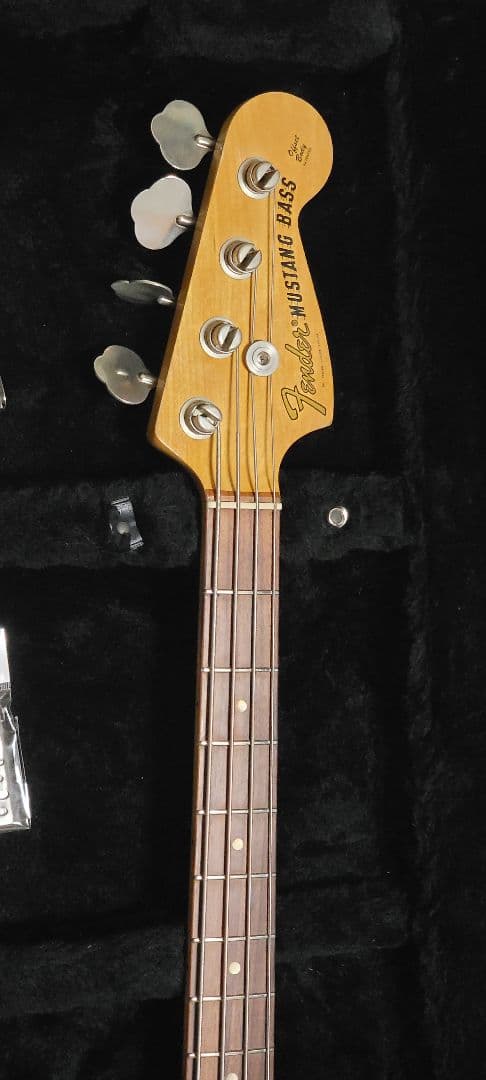 432　 Fender Mustang Bass 1975年