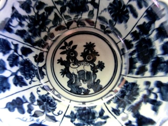 鉢■花弁型鹿紋花唐草染付大鉢 菓子器 青華 古玩 古美術 時代物 骨董品■