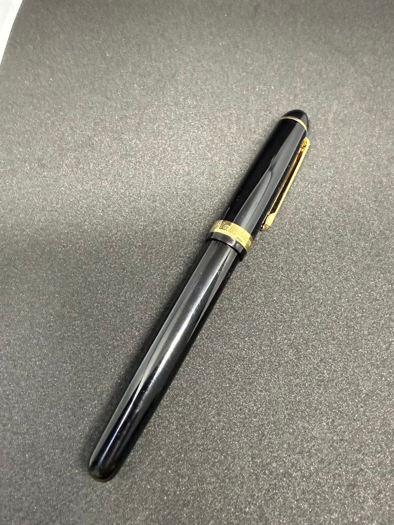 PLATINUM 万年筆 ブラック