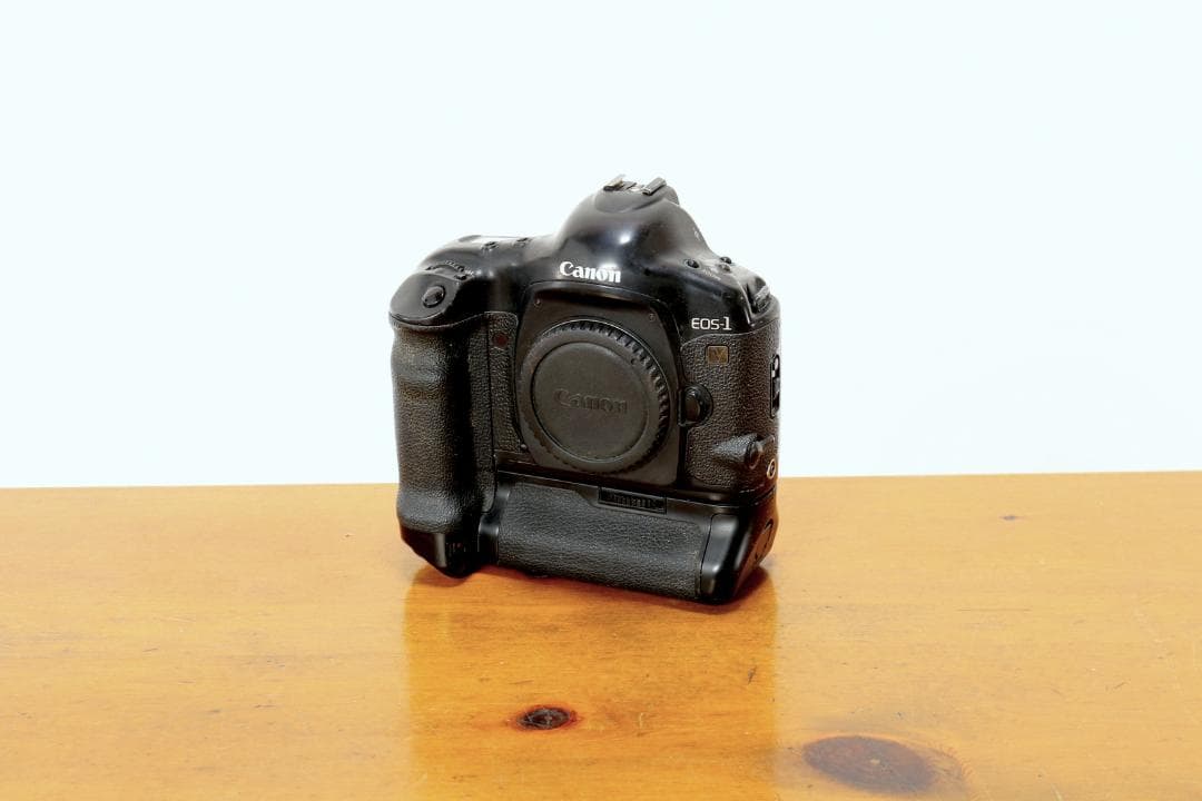Canon EOS-1V 連写用バッテリーグリップ付き