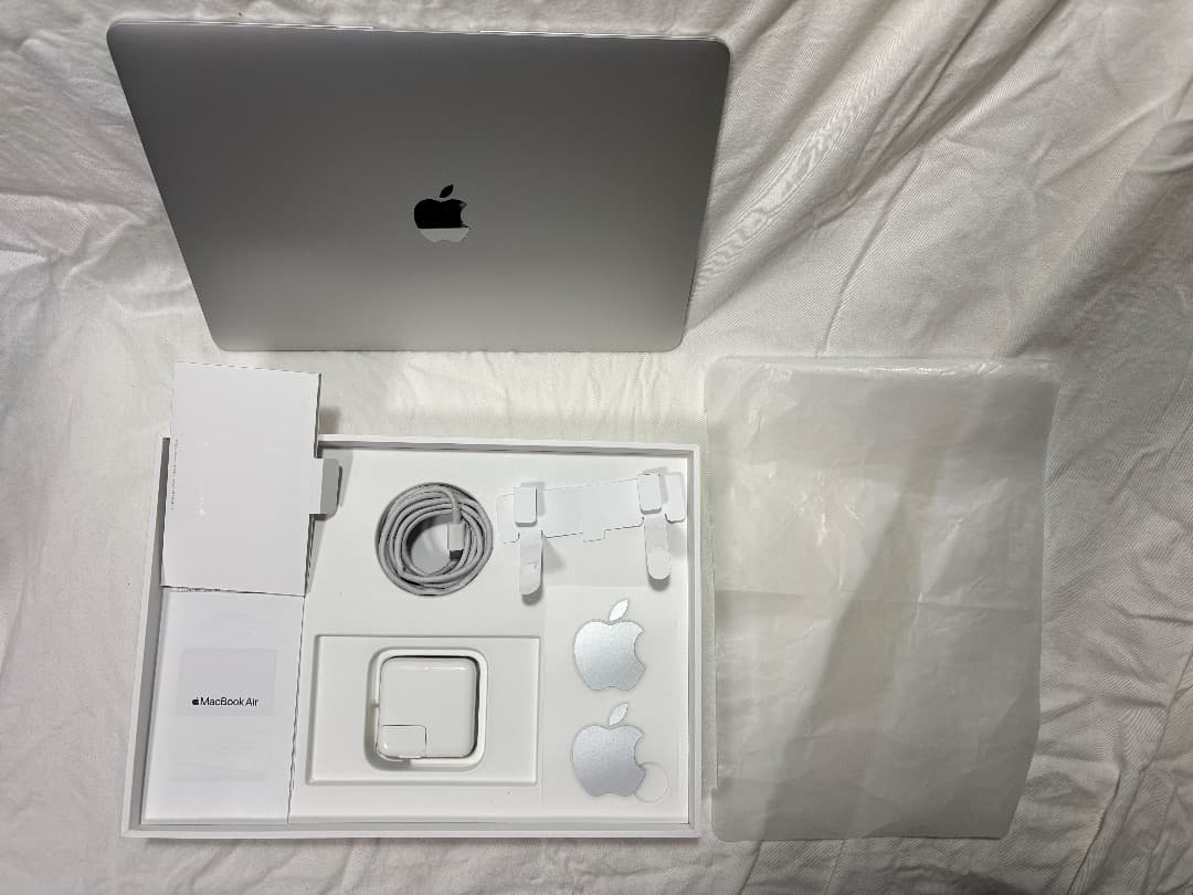 Apple MacBook Air M1　シルバー　美品です