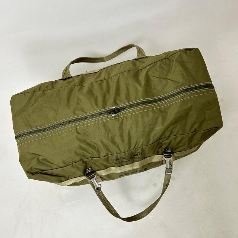 ま*さ様 【希少】フランス軍 AERAZUR パラシュートバッグ 65L 金属製