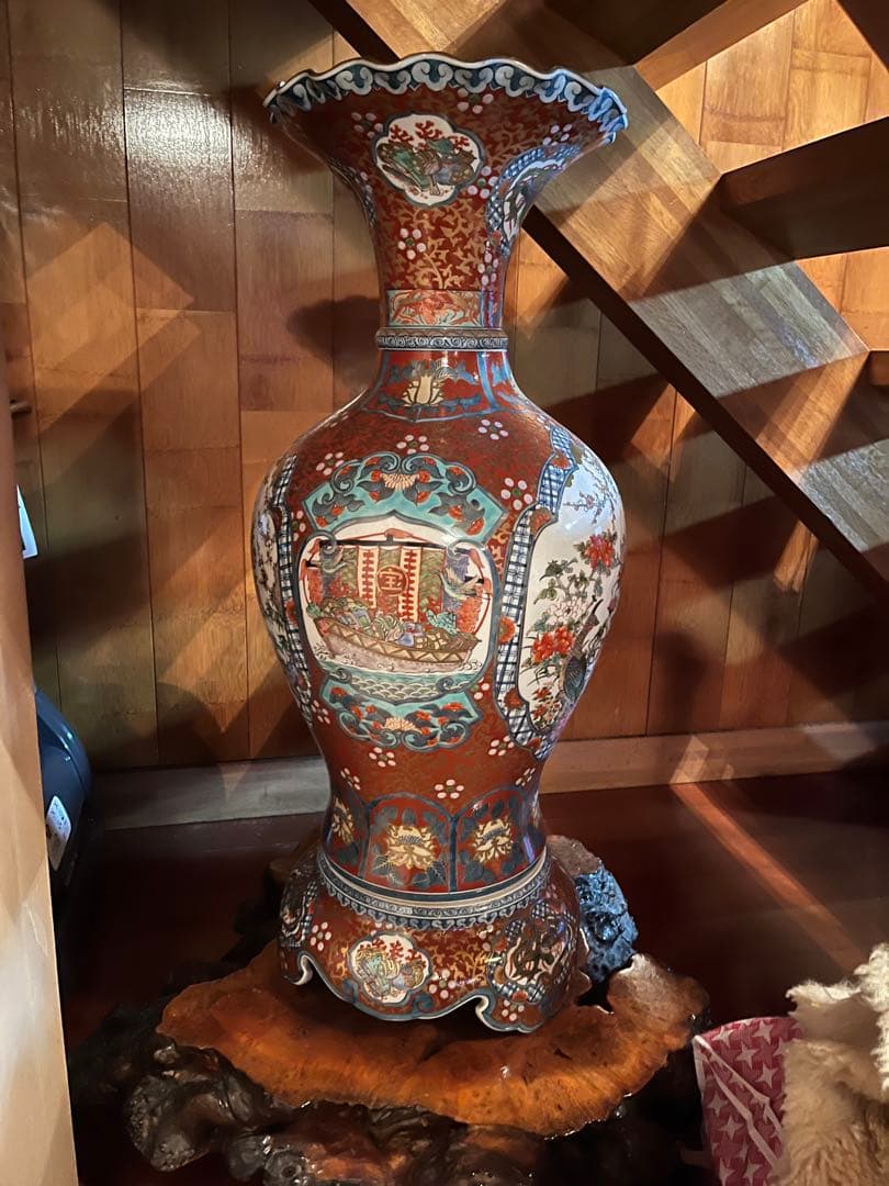 花瓶 木製台座付き　有田　九谷焼　京焼　中国景徳鎮　金地粉彩　飾り壺　大型