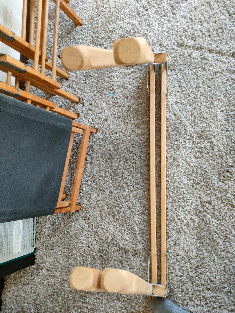 Momuです。　木製キャンプテーブル 収納バッグ付き