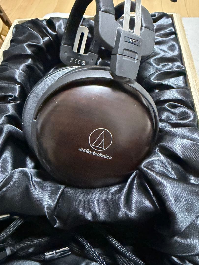 audio-technica 有線ヘッドホン 黒 AWKT