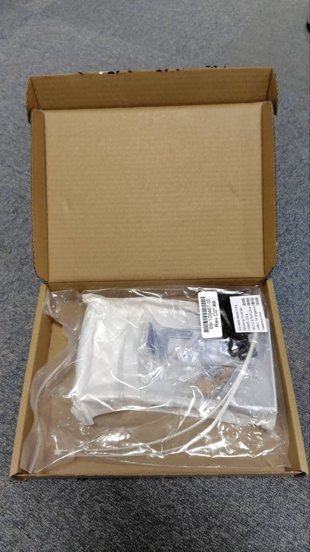 【未使用品】Cisco 1100シリーズルータマウントキット