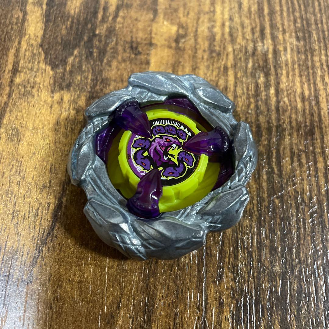 【限定新品ベイ】ベイブレードX オロチクラスタ9-60LR あ2