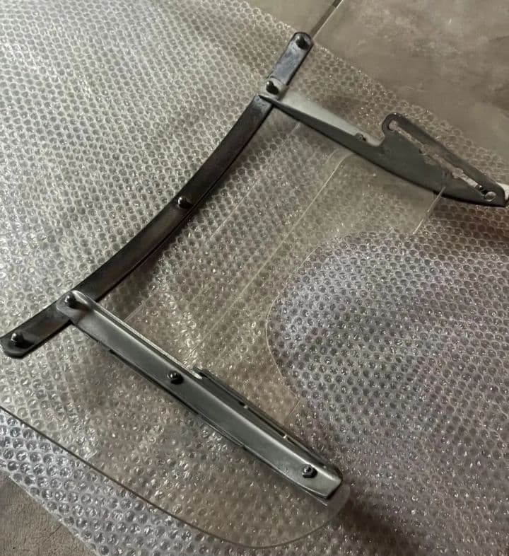 ハーレー　FLSTC エボソフテイルシールドスクリーン