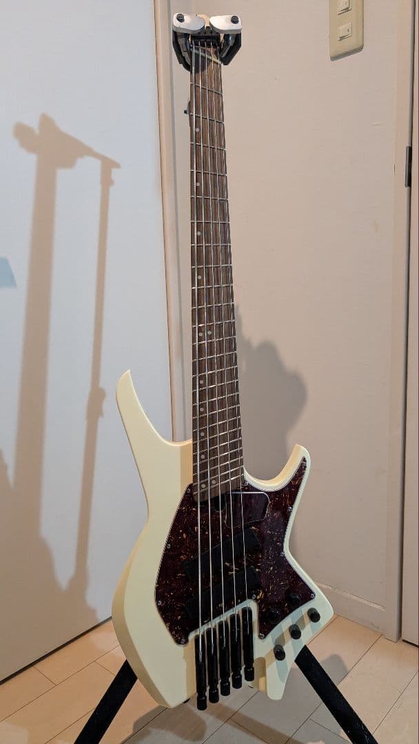 HEX Guitars NB505 Ivory 5弦ベース