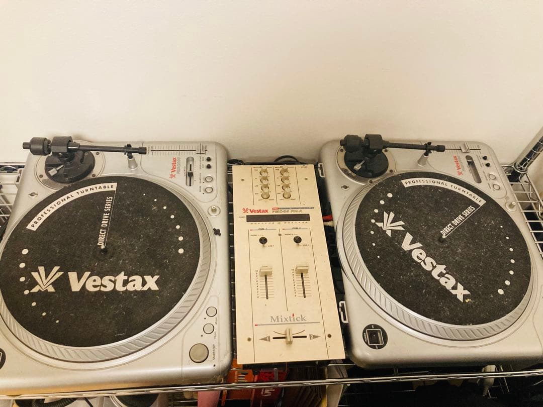 Vestax ターンテーブル2台、ミキサーセット 音動作確認無し※ジャンク品扱い