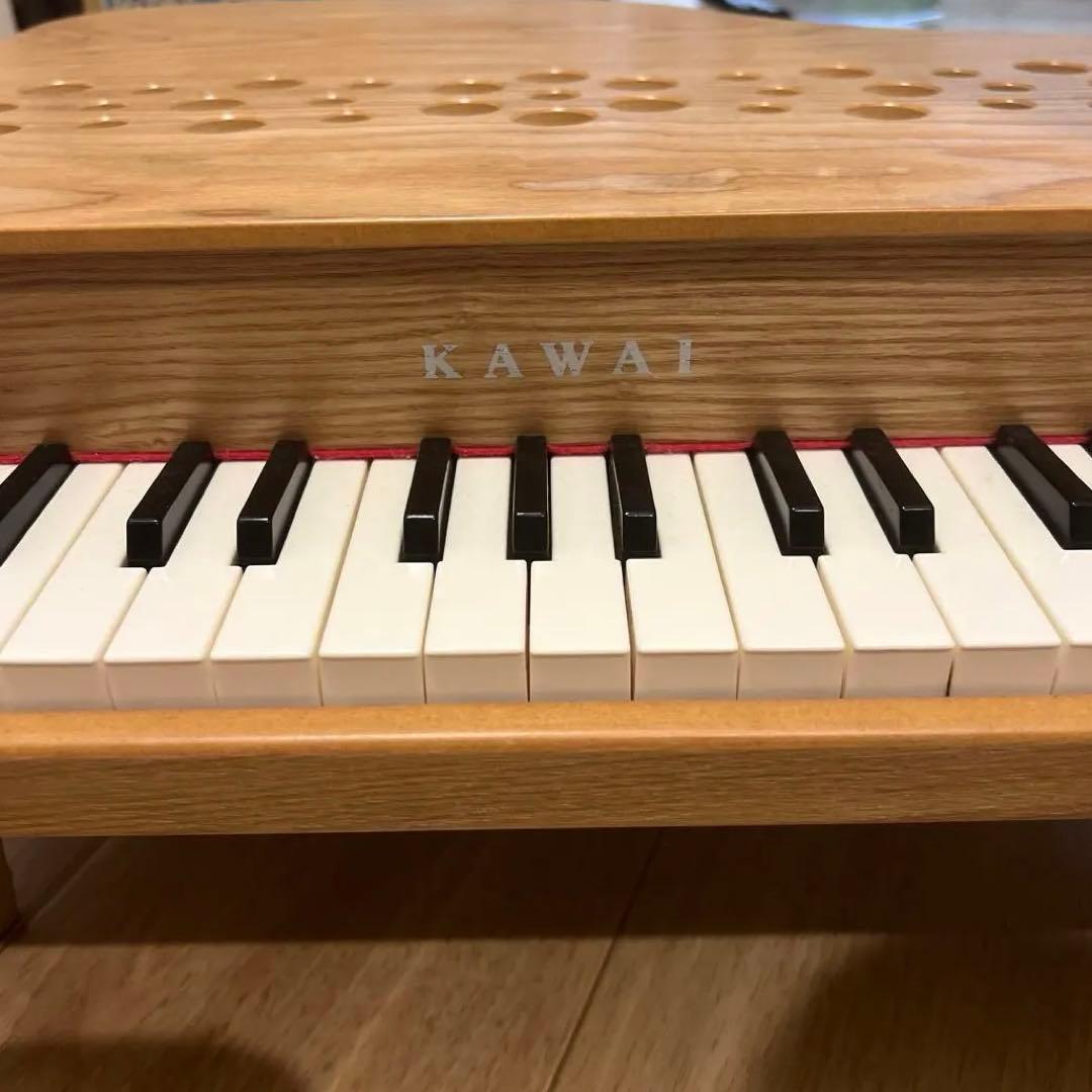 KAWAI 木製ピアノ