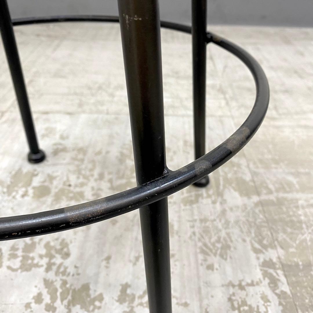 展示アウトレット品 CRASH GATE CONVEX STOOL L 2