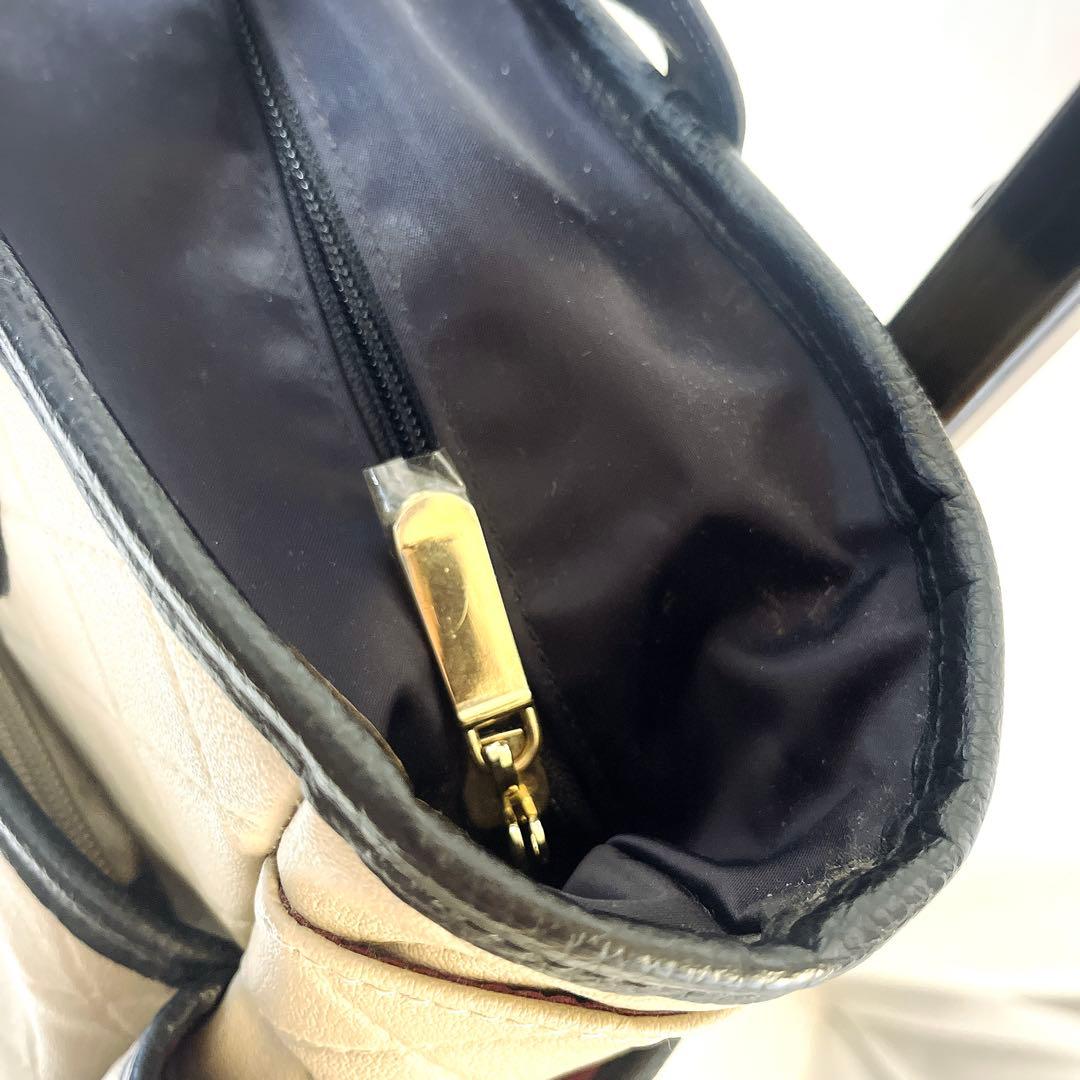 美品　SWANY　スワニー　キャリーバッグ　キルティング　ダイヤキルト　レザー調