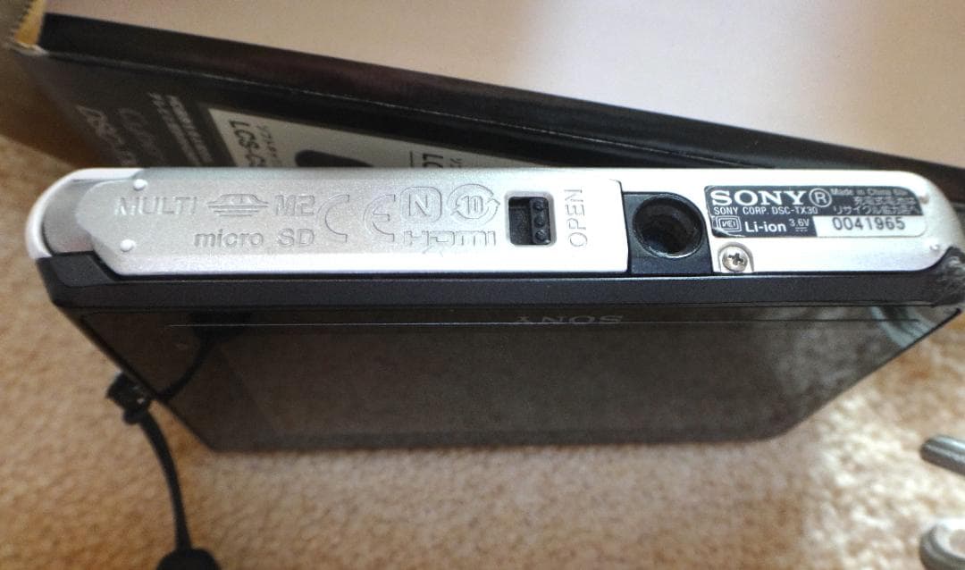 SONY Cyber-shot DSC-TX100V 本体