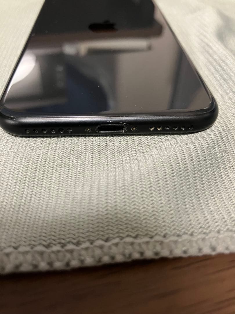 iPhone SE (第二世代) ブラック 256GB SIMフリー