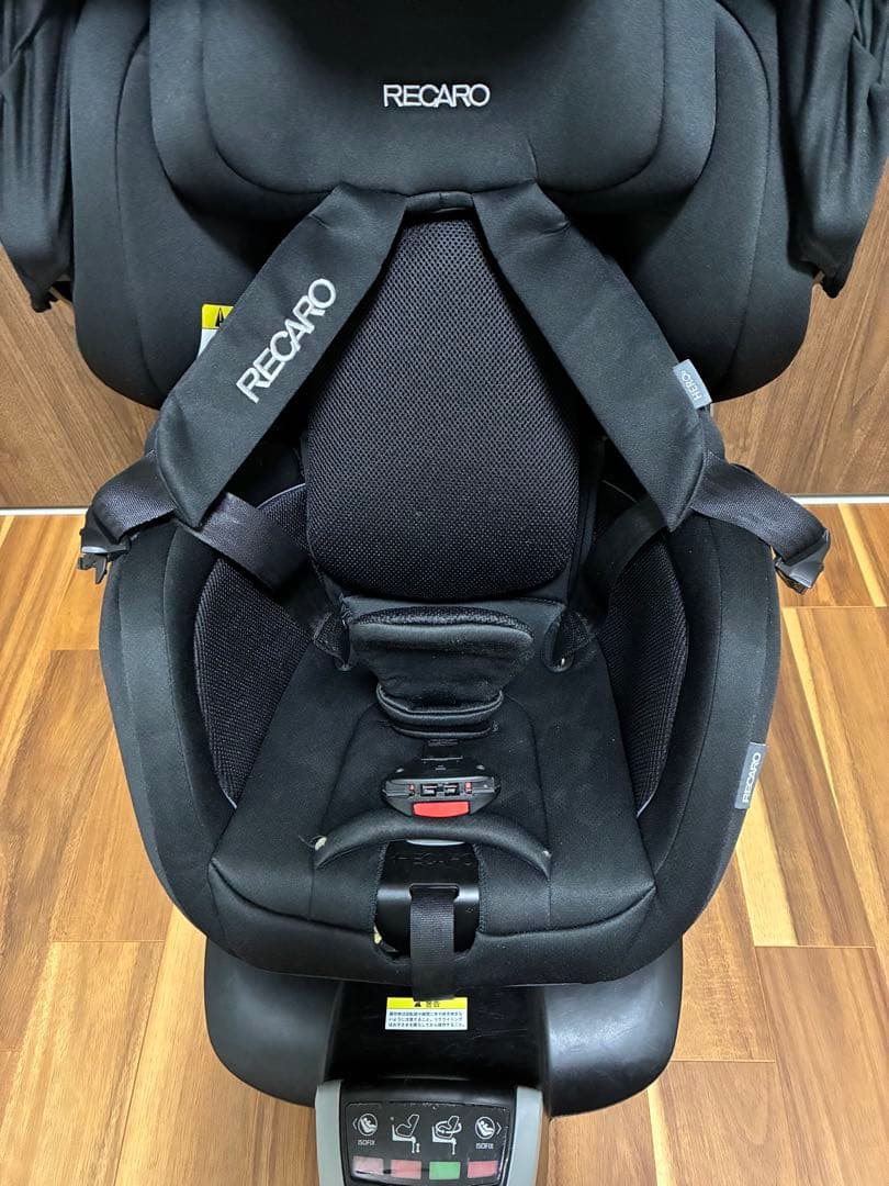 【状態良好】RECARO ブラック チャイルドシート
