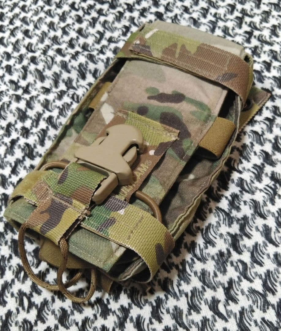 実物 eagle MBITR マルチカム ラジオポーチ SOFLCS V2