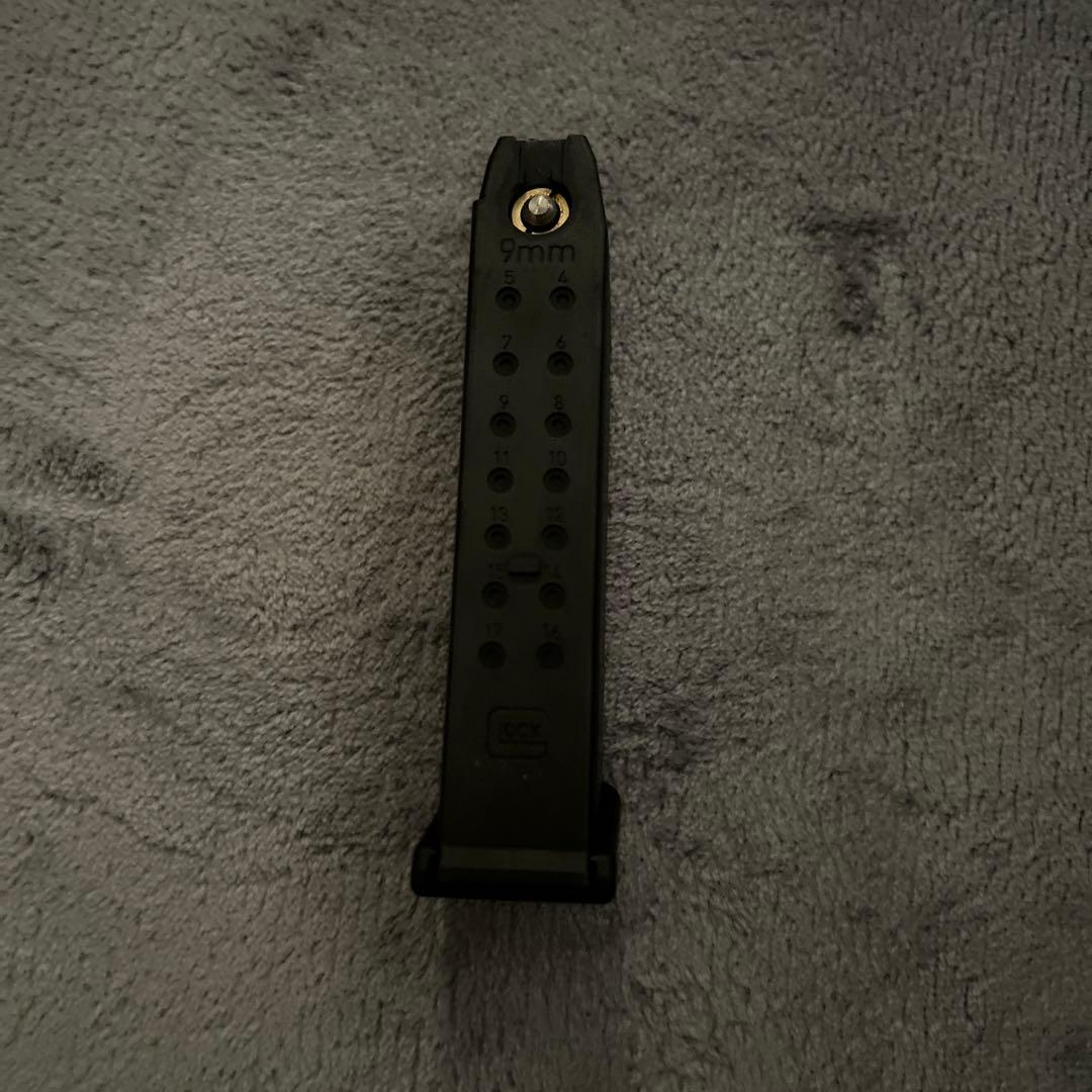 東京マルイ　glock gen4 2.0マガジン付き