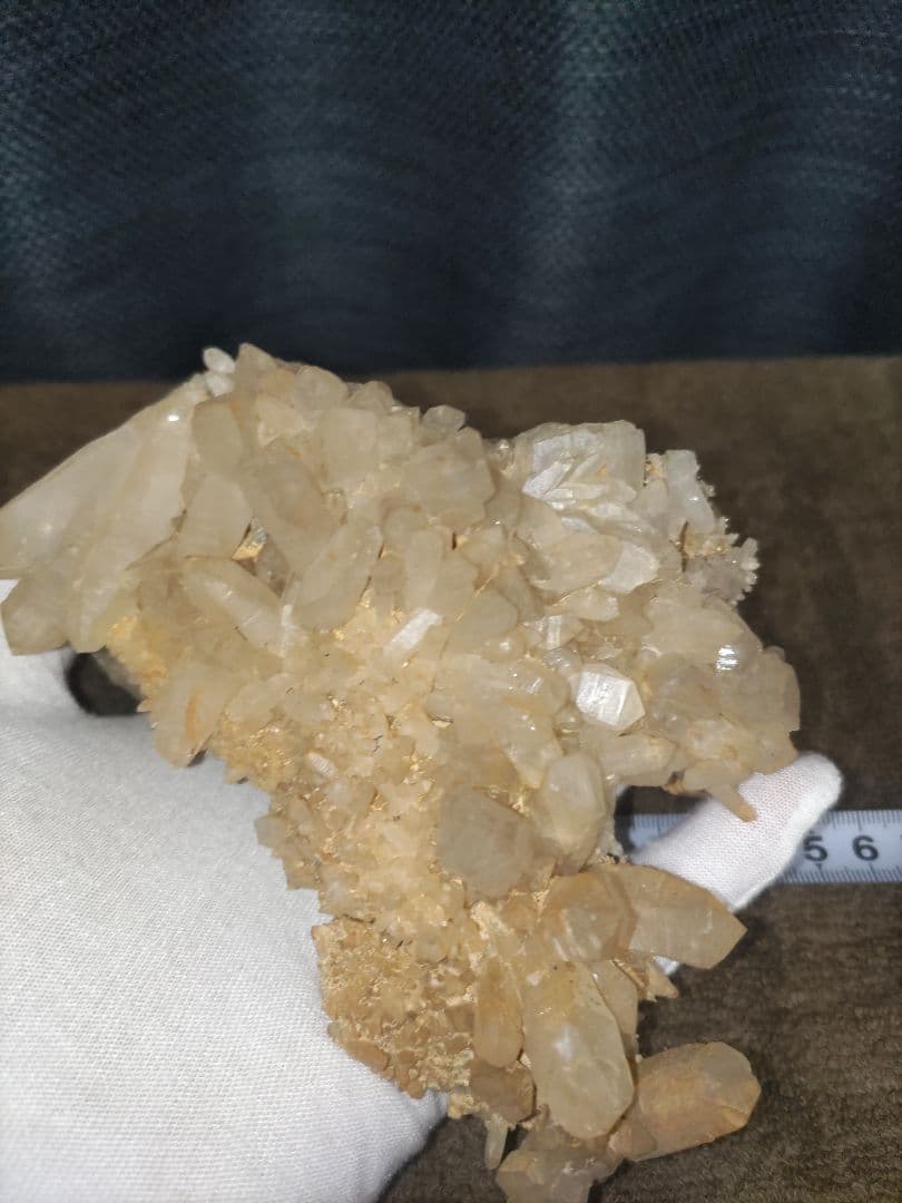 愛媛県西条市産　水晶群晶 3