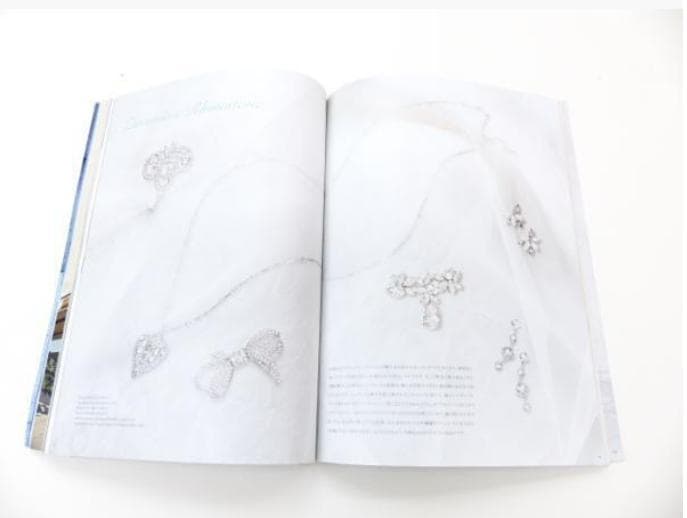 極美品★FOXEY ラインストーンブローチ スイング ティアドロップ 27752