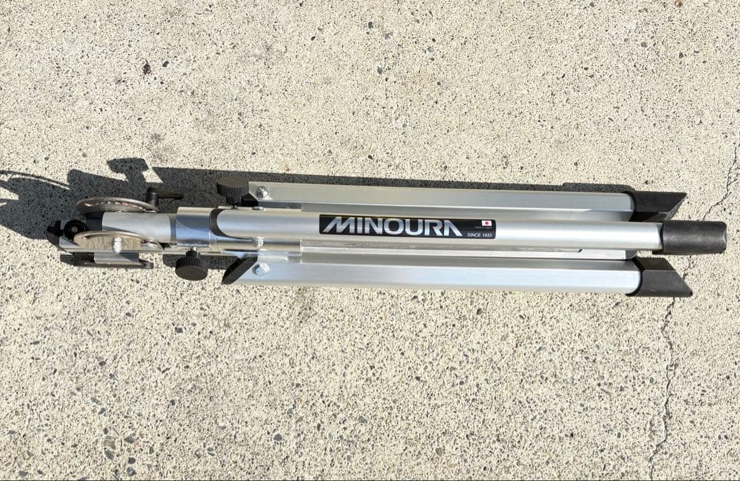 ミノウラRS1800メンテナンススタンド＆チェンローラーCR100