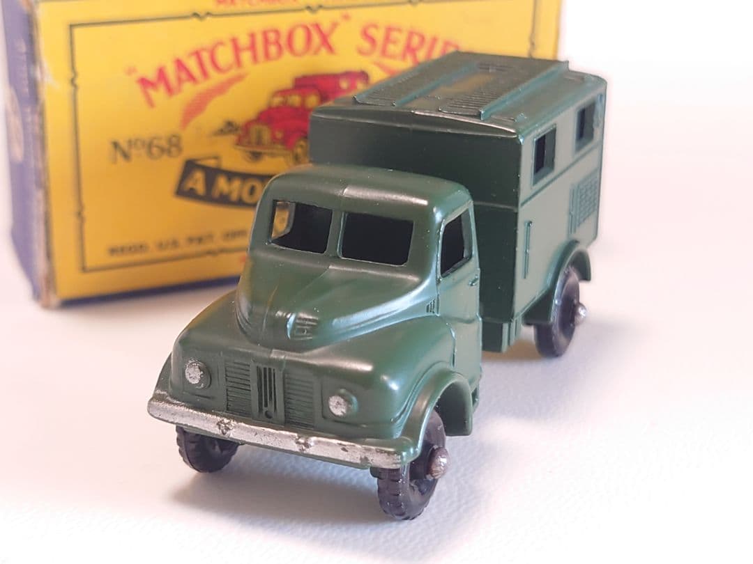 MATCHBOX 　No.68 Army Wireless Truck