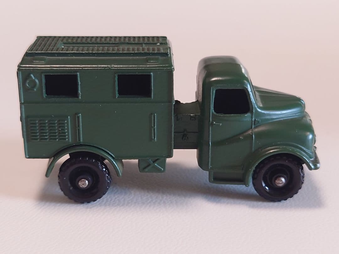 MATCHBOX 　No.68 Army Wireless Truck